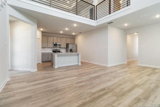 15062 Homing Meadow, San Antonio, TX 78253