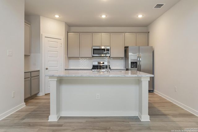 15062 Homing Meadow, San Antonio, TX 78253