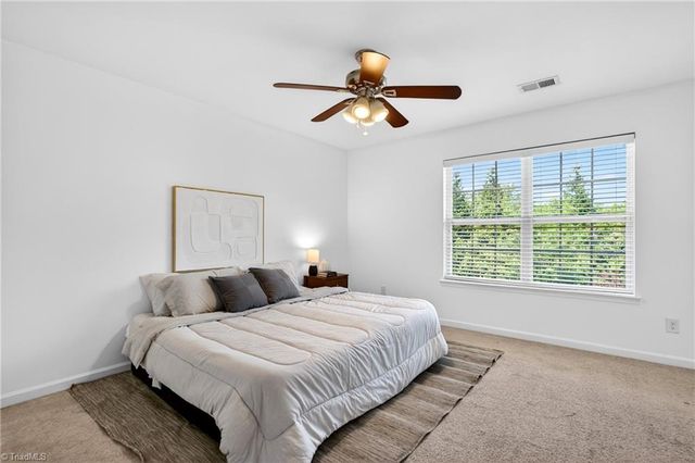 811 Central Park Avenue, Greensboro, NC 27407
