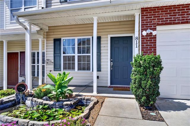 811 Central Park Avenue, Greensboro, NC 27407