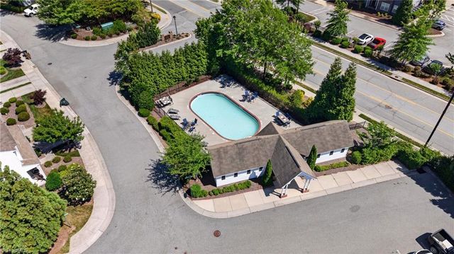 811 Central Park Avenue, Greensboro, NC 27407