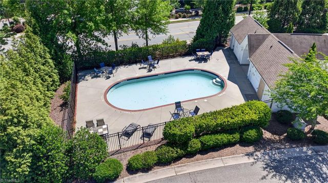 811 Central Park Avenue, Greensboro, NC 27407