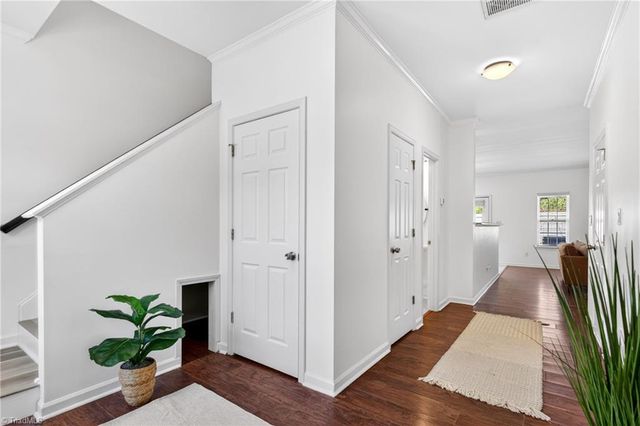 811 Central Park Avenue, Greensboro, NC 27407