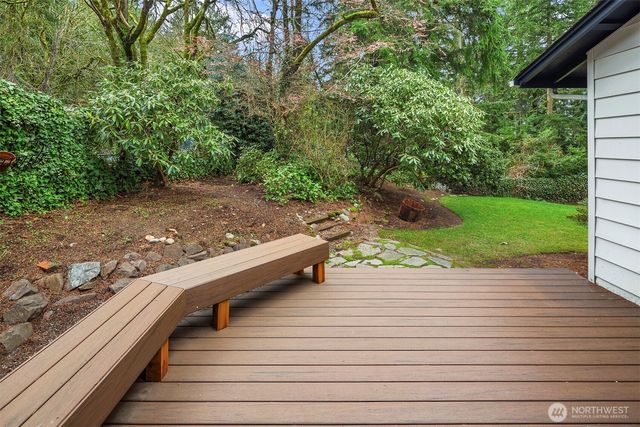 9010 172nd Avenue NE, Redmond, WA 98052