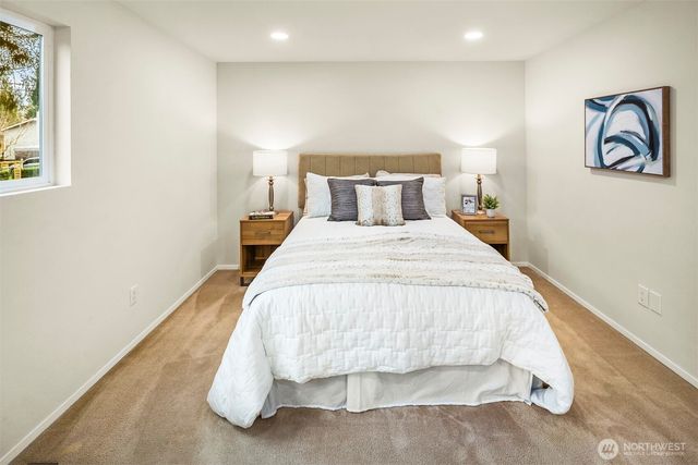 9010 172nd Avenue NE, Redmond, WA 98052