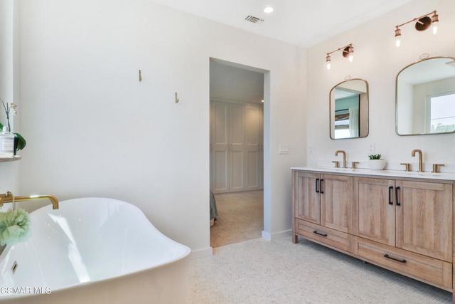 3082 Galena Avenue, Simi Valley, CA 93065