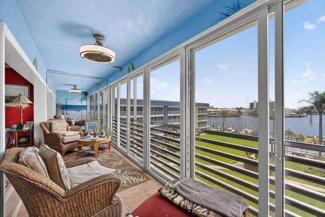 3411 Spanish Trail 418, Delray Beach, FL 33483