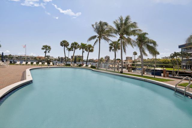 3411 Spanish Trail 418, Delray Beach, FL 33483