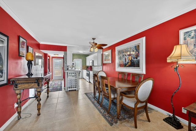 3411 Spanish Trail 418, Delray Beach, FL 33483