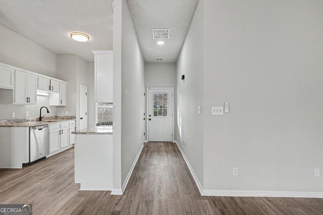 79 Water View Drive, Stockbridge, GA 30281