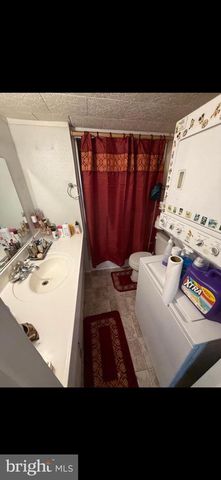 1113 HOLLYWOOD DR, Reading, PA 19606