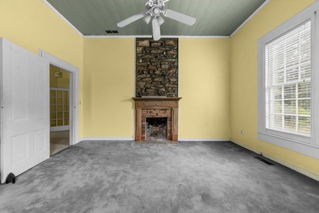 1047 Dixie Road, Covington, GA 30014