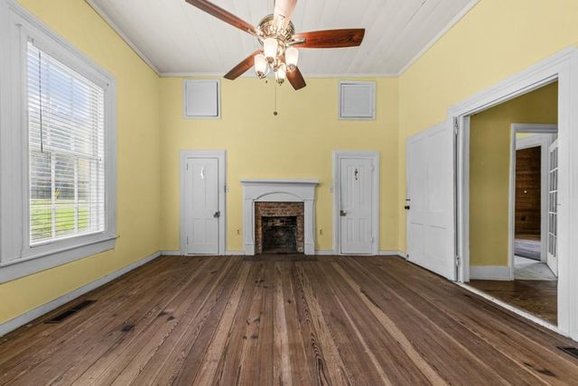 1047 Dixie Road, Covington, GA 30014