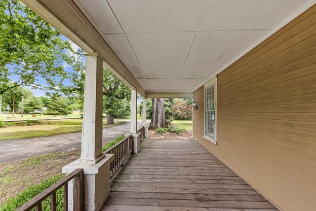 1047 Dixie Road, Covington, GA 30014