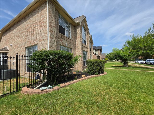 2720 Springhill Drive, Grapevine, TX 76051