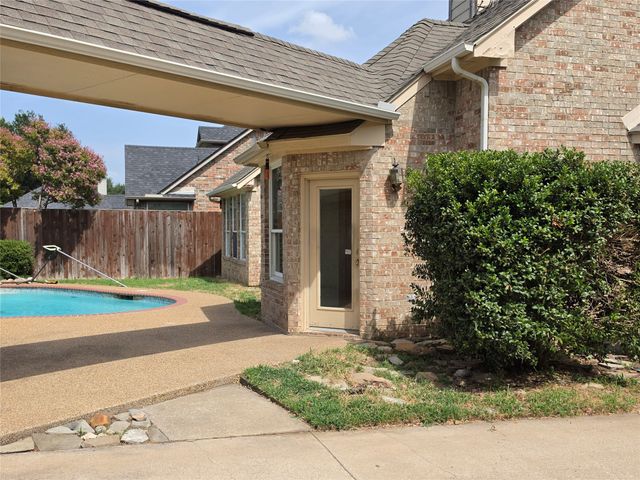 2720 Springhill Drive, Grapevine, TX 76051