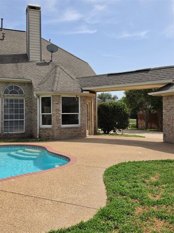 2720 Springhill Drive, Grapevine, TX 76051