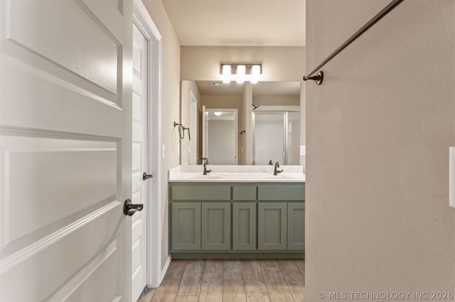 12005 E 108th Place N, Owasso, OK 74055