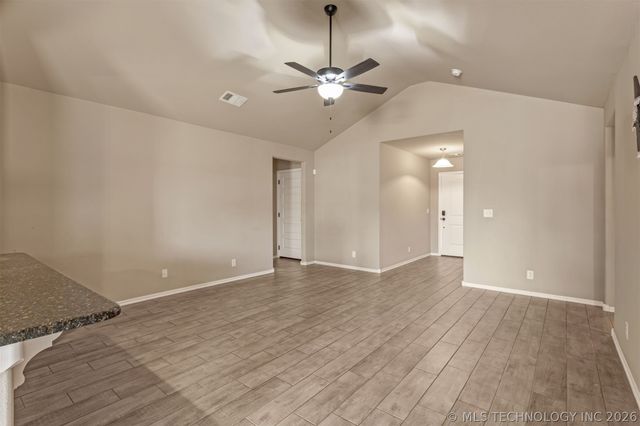 12005 E 108th Place N, Owasso, OK 74055