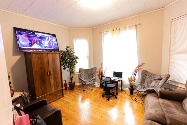 1701 Michigan Avenue, South Milwaukee, WI 53172