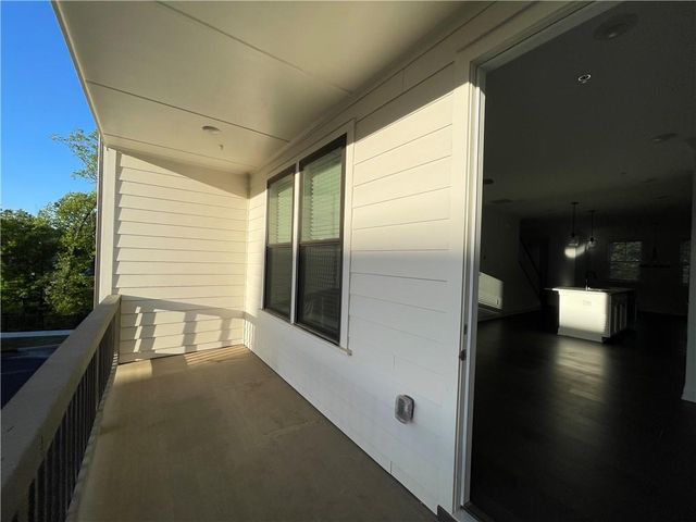 6577 Beacon Drive, Atlanta, GA 30328