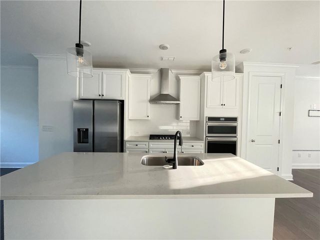 6577 Beacon Drive, Atlanta, GA 30328