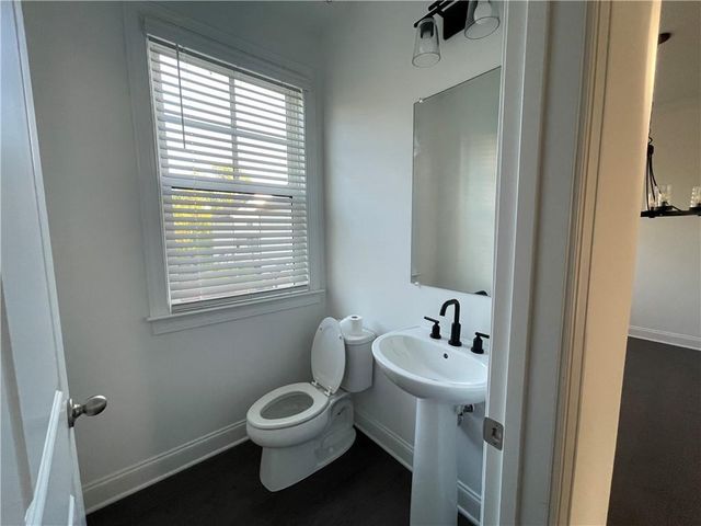 6577 Beacon Drive, Atlanta, GA 30328