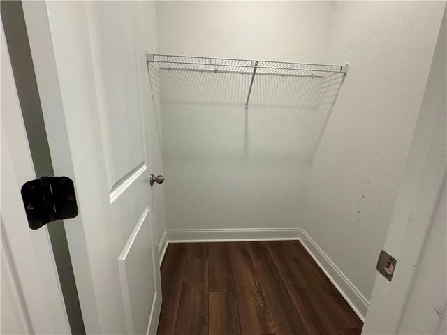 6577 Beacon Drive, Atlanta, GA 30328