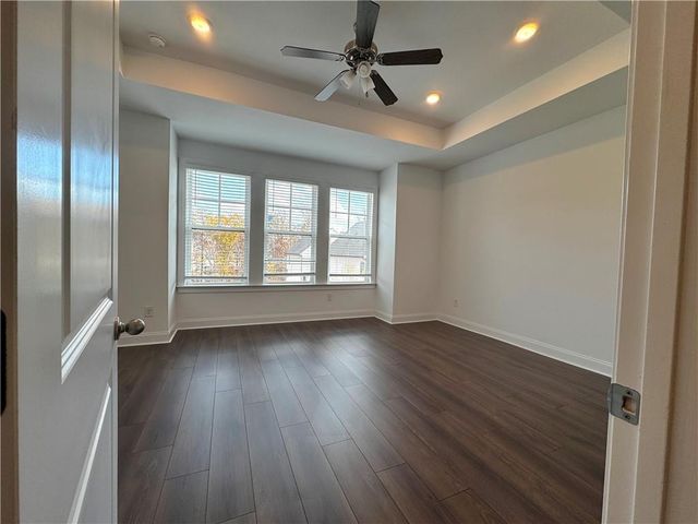 6577 Beacon Drive, Atlanta, GA 30328