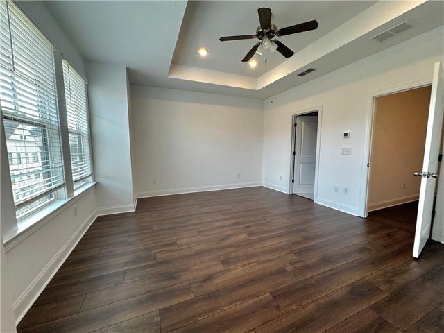 6577 Beacon Drive, Atlanta, GA 30328