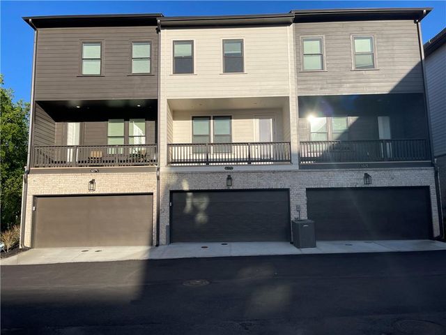 6577 Beacon Drive, Atlanta, GA 30328