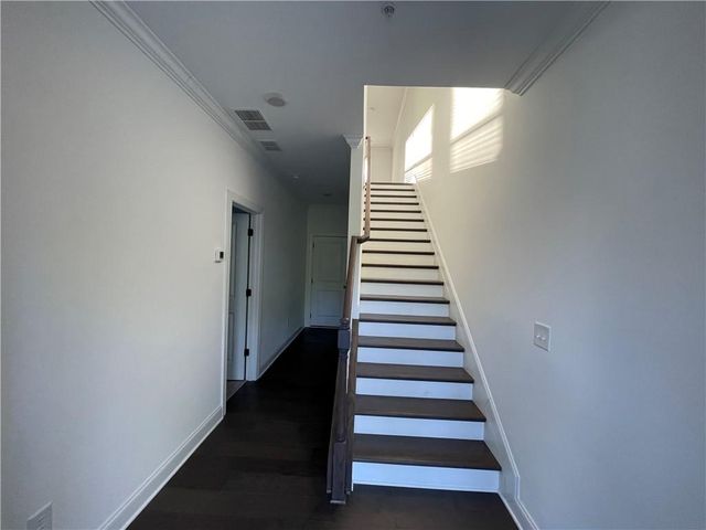 6577 Beacon Drive, Atlanta, GA 30328