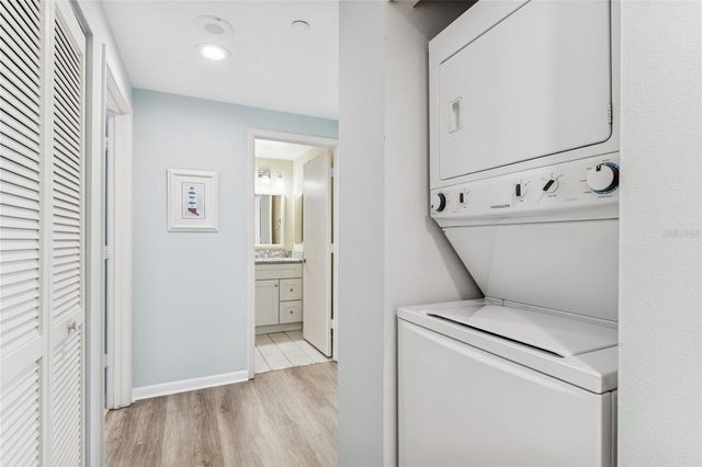 1520 GULF BOULEVARD 1707, Clearwater Beach, FL 33767