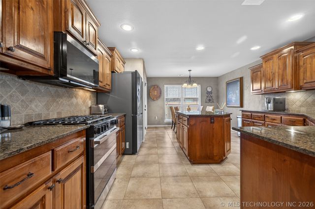 14713 S Justin Street, Glenpool, OK 74033