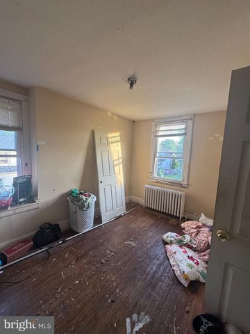36 S SYCAMORE AVE, Aldan, PA 19018