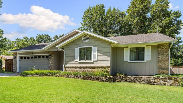 5 Clevedon Circle, Bella Vista, AR 72715