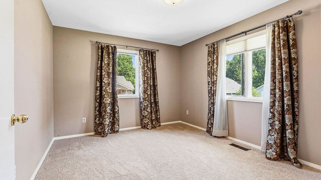 5 Clevedon Circle, Bella Vista, AR 72715