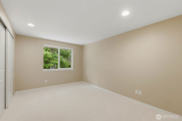 919 Lummi Drive, Fox Island, WA 98333