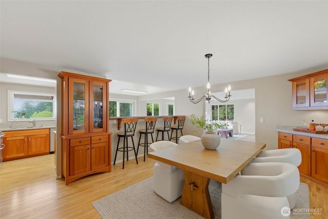 919 Lummi Drive, Fox Island, WA 98333