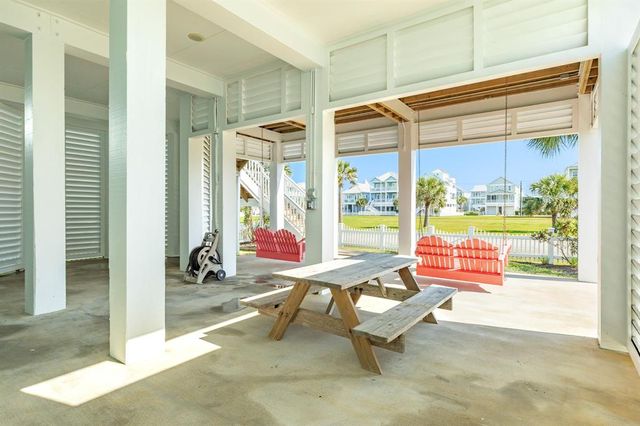 3806 Sea Urchin, Galveston, TX 77554