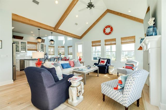 3806 Sea Urchin, Galveston, TX 77554