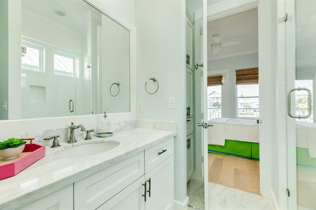 3806 Sea Urchin, Galveston, TX 77554