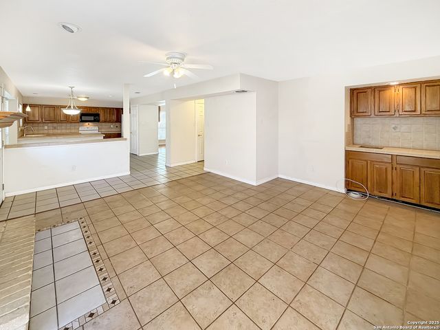 21202 Malibu Colony, San Antonio, TX 78259