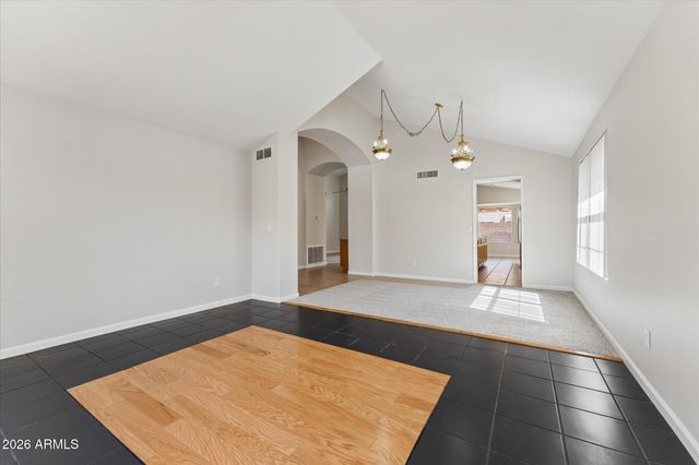 652 W MENDOZA Avenue, Mesa, AZ 85210
