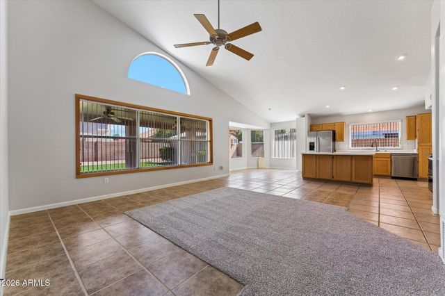 652 W MENDOZA Avenue, Mesa, AZ 85210
