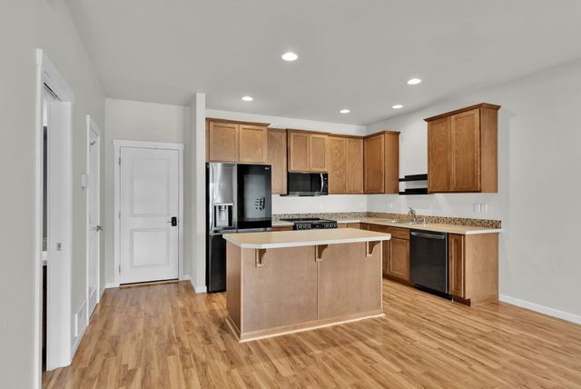 2260 N Country Vista Blvd, Liberty Lake, WA 99019