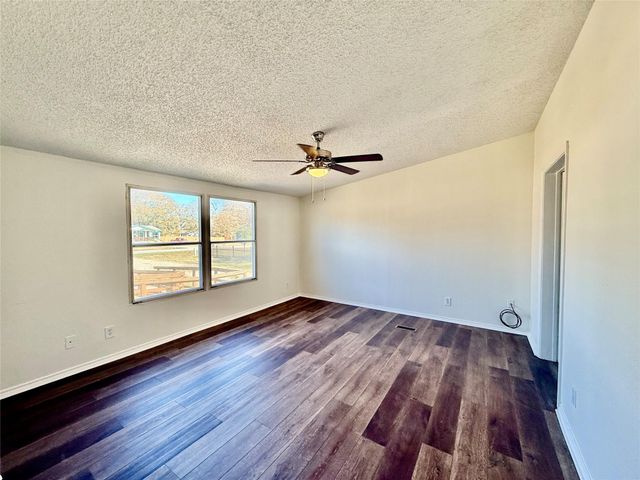 21614 County Road 3747, Splendora, TX 77372