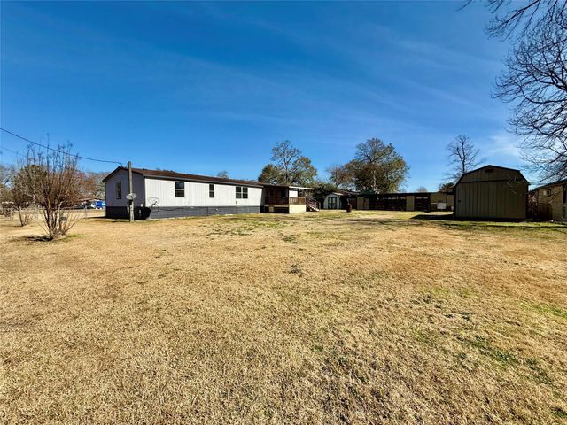 21614 County Road 3747, Splendora, TX 77372