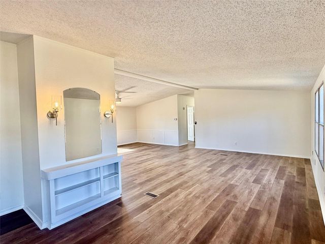 21614 County Road 3747, Splendora, TX 77372