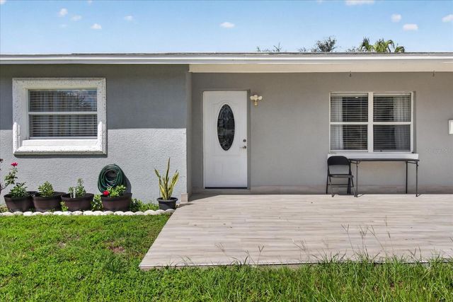 7210 DR MARTIN LUTHER KING JR STREET N, St Petersburg, FL 33702